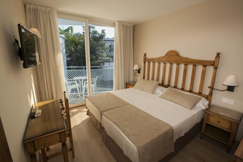 Hotel Villa Flamenca Nerja Εξωτερικό φωτογραφία