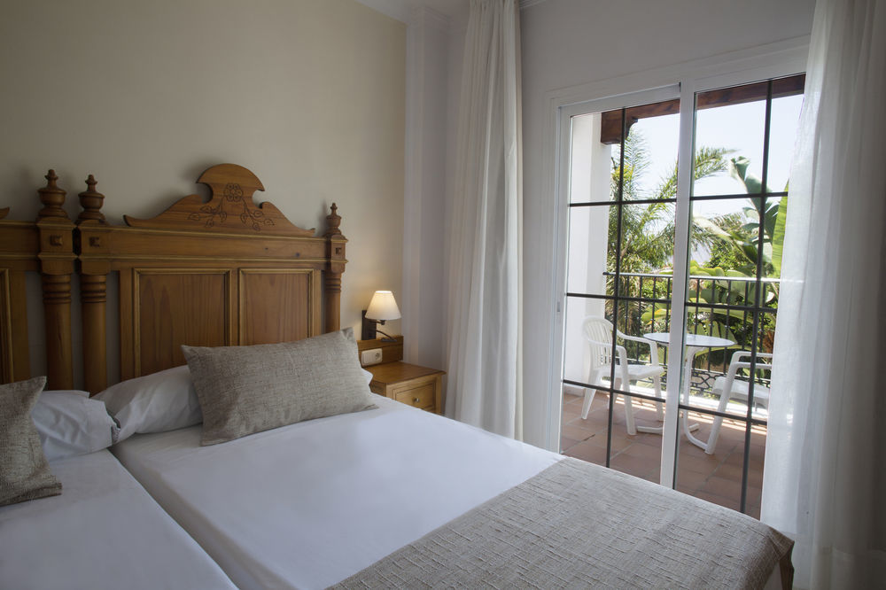 Hotel Villa Flamenca Nerja Εξωτερικό φωτογραφία